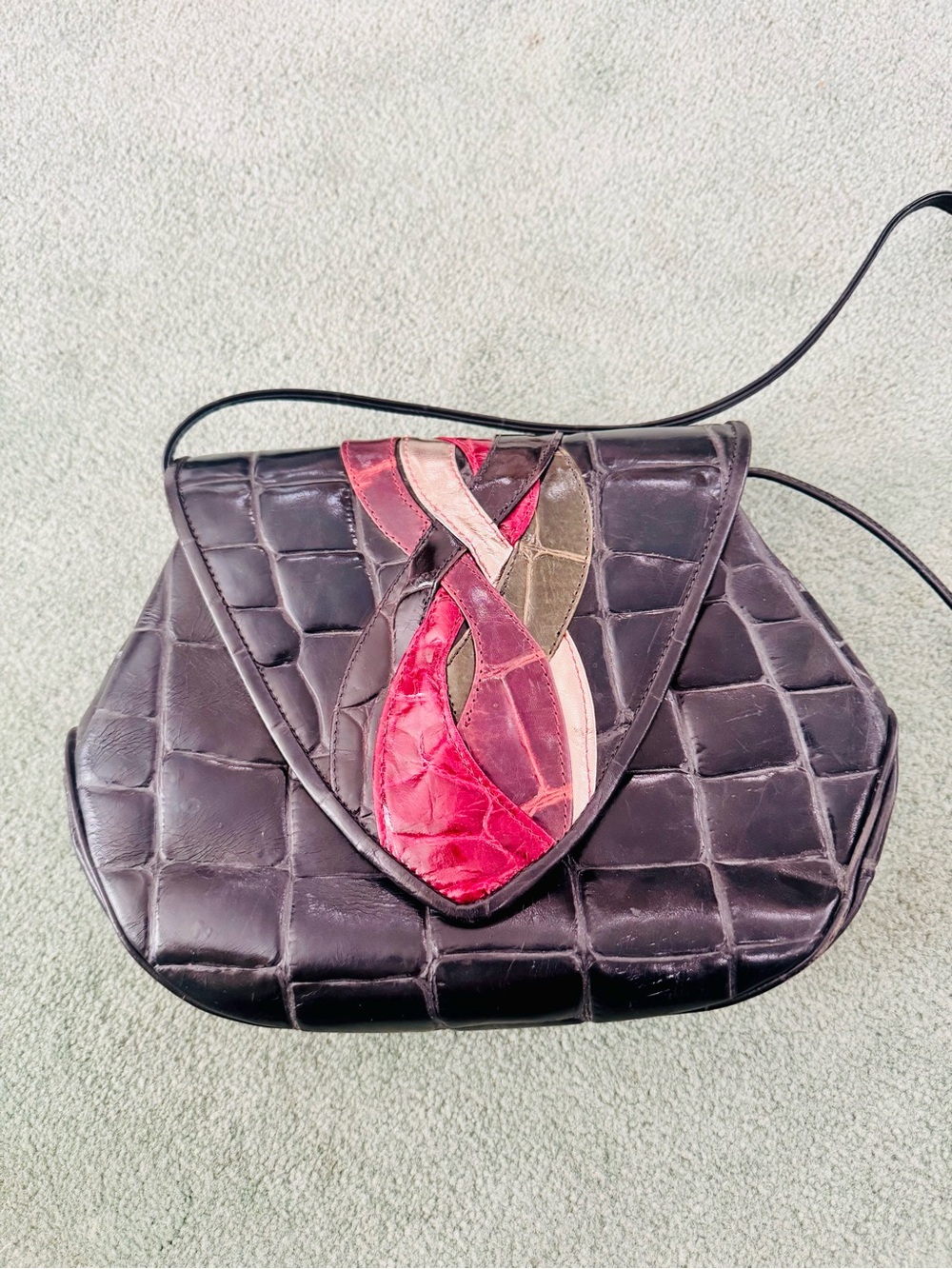 RARE Vintage 1980s patchwork crocodile-embossed leather crossbody bag